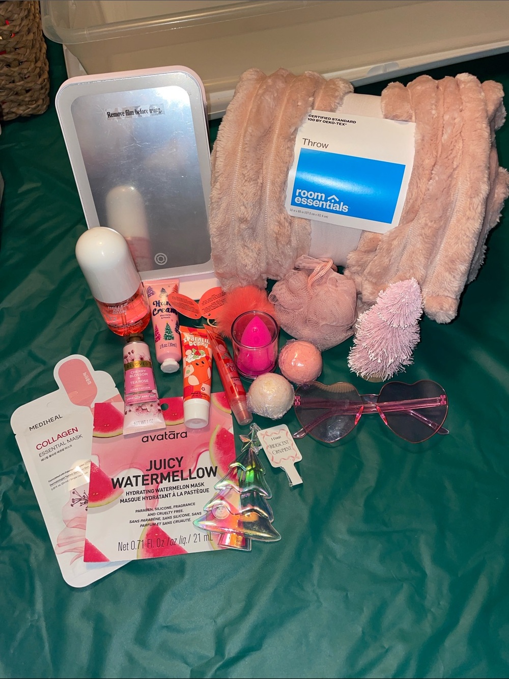 Room Essentials Blush Pink Plush Throw with Pink Spa & Beauty Set